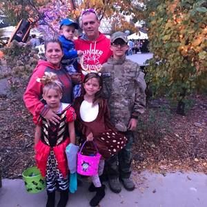 Meet your Posher, Todd